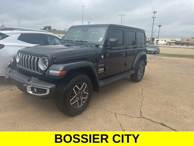 2024 Jeep Wrangler 4-Door Sahara 4x4