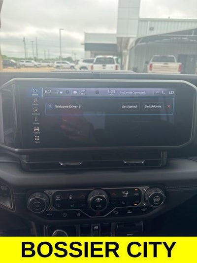 2024 Jeep Wrangler 4-Door Sahara 4x4