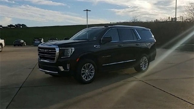 2022 GMC Yukon SLT