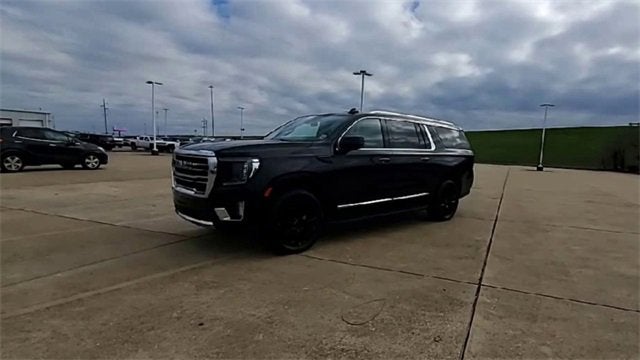 2022 GMC Yukon XL SLT