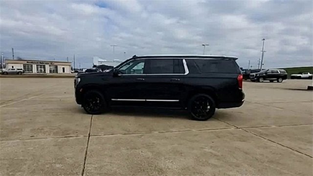 2022 GMC Yukon XL SLT