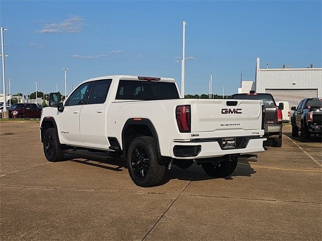 2025 GMC Sierra 2500 HD AT4