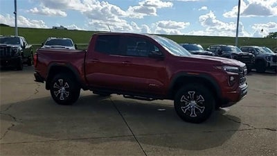 2024 GMC Canyon AT4