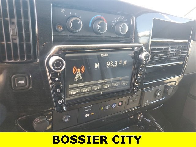 2022 GMC Savana Cargo 2500 Work Van