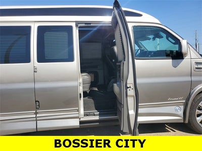 2022 GMC Savana Cargo 2500 Work Van