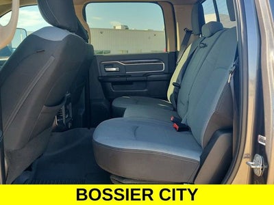 2019 RAM 3500 Big Horn Crew Cab 4x4 8' Box
