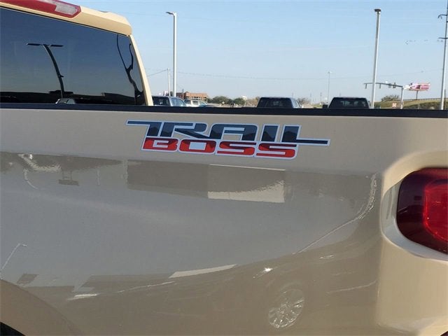 2023 Chevrolet Silverado 1500 Custom Trail Boss