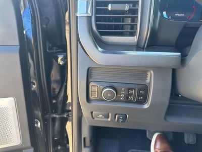 2025 Ford F-250 Platinum