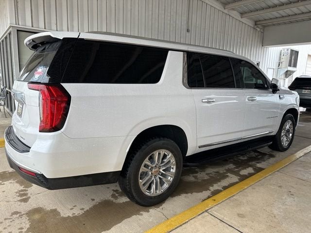 2023 GMC Yukon XL SLT