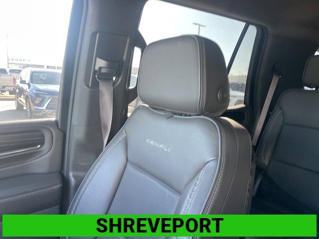 2022 GMC Yukon Denali