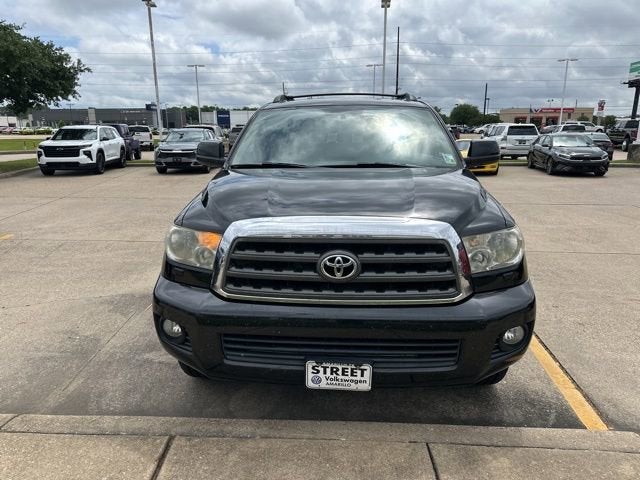2016 Toyota Sequoia SR5 5.7L V8