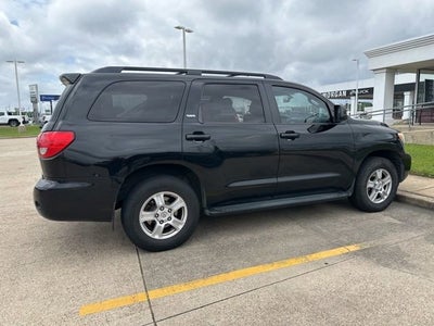 2016 Toyota Sequoia SR5 5.7L V8