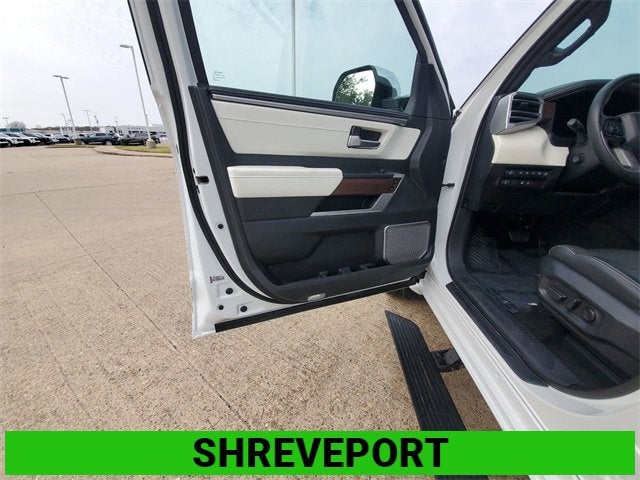 2024 Toyota Sequoia Capstone