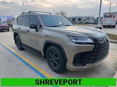 2025 Lexus LX 700h Overtrail