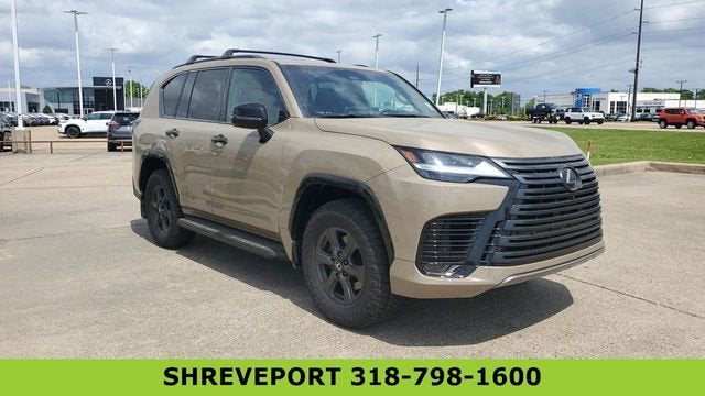2025 Lexus LX 700h Overtrail