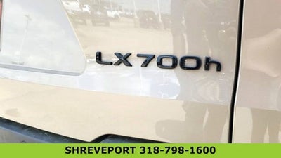 2025 Lexus LX 700h Overtrail